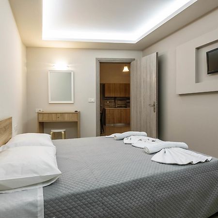 Irene Studios & Apartments 티실리비 외부 사진