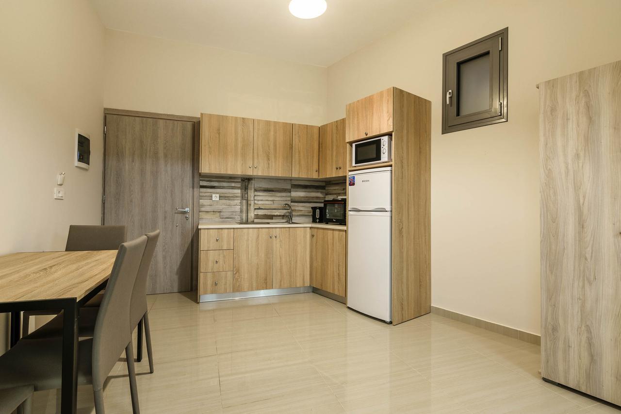 Irene Studios & Apartments 티실리비 외부 사진