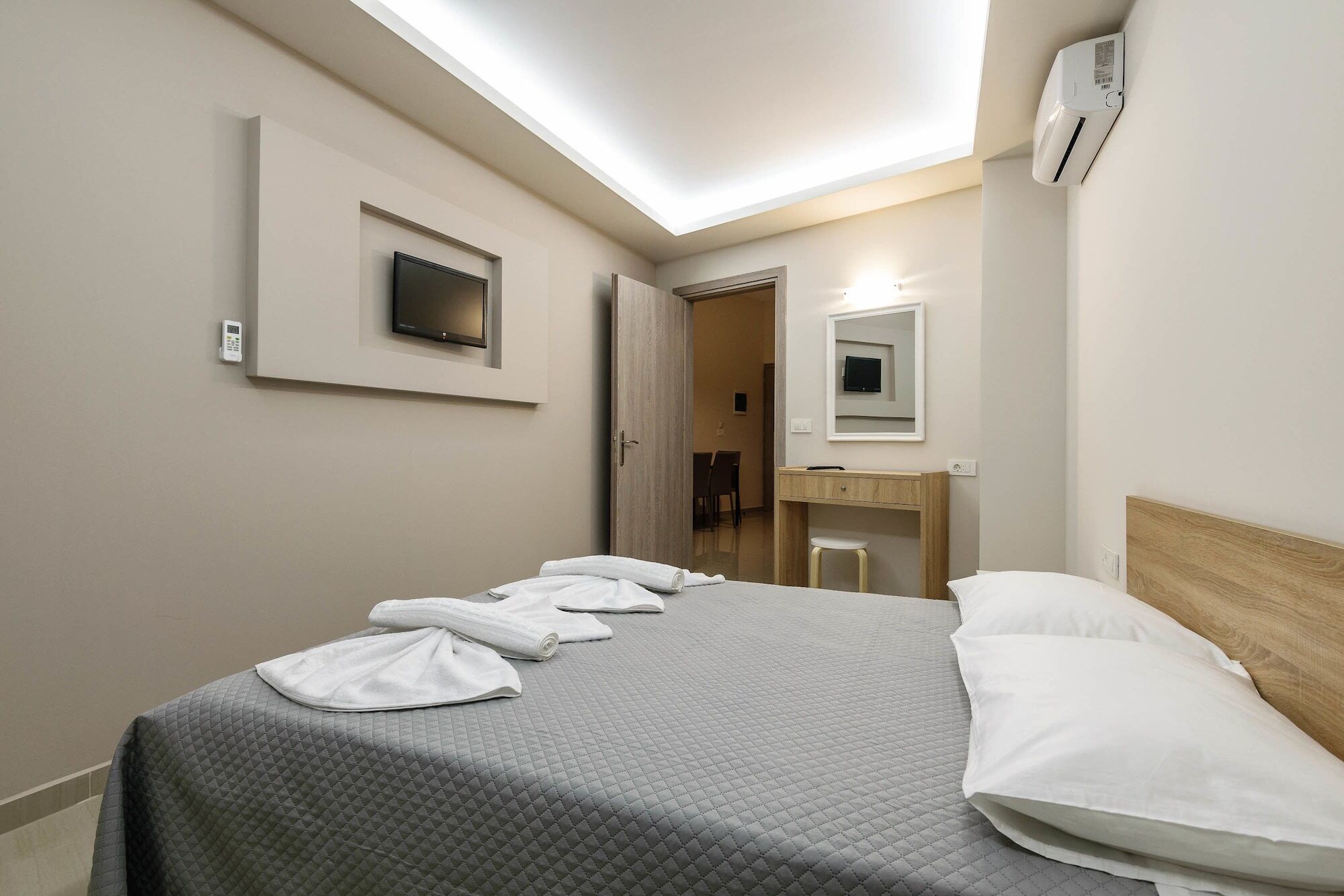 Irene Studios & Apartments 티실리비 외부 사진